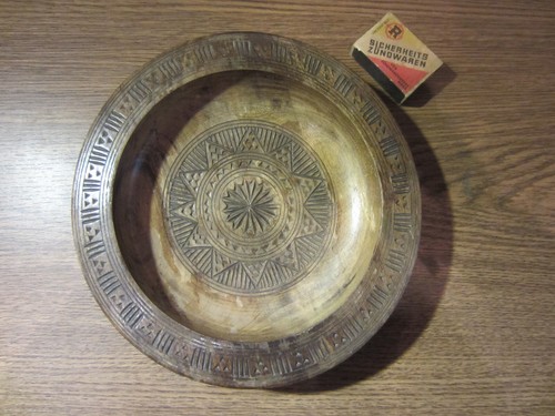 Holz schale teller - /,